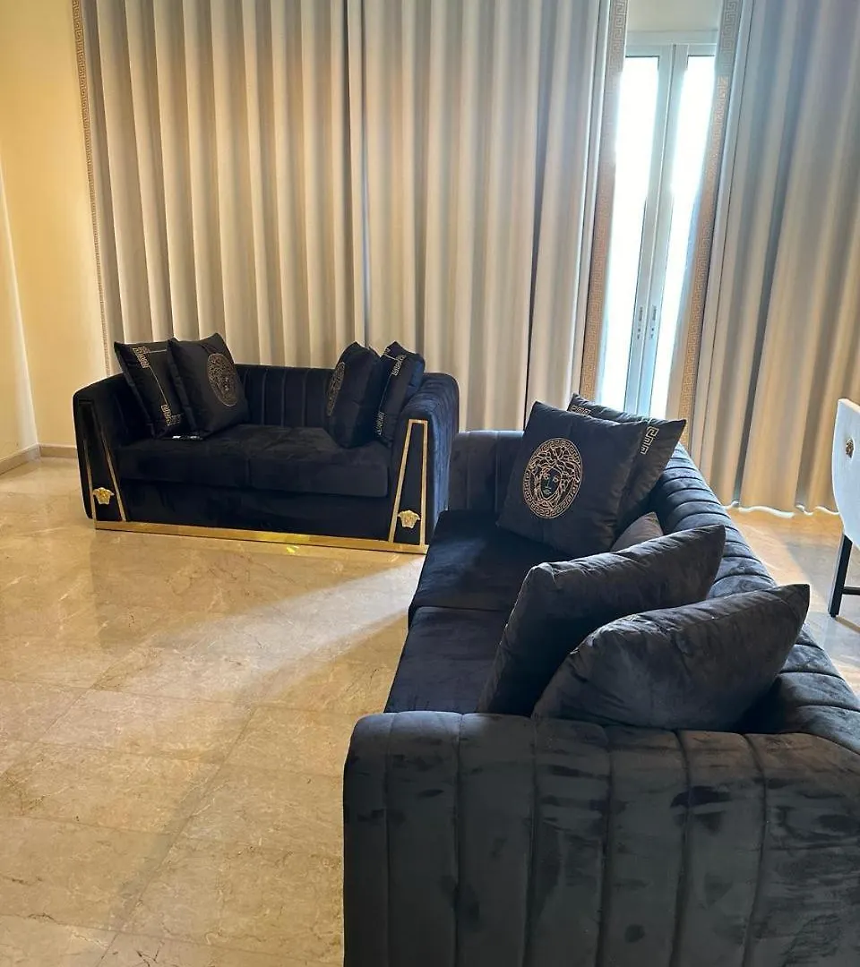 Versace Home Luxury 3Br Apt-Hamra Beirut