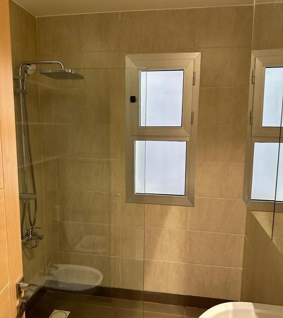 Versace Home Luxury 3Br Apt-Hamra Beirut 0*,  Lebanon