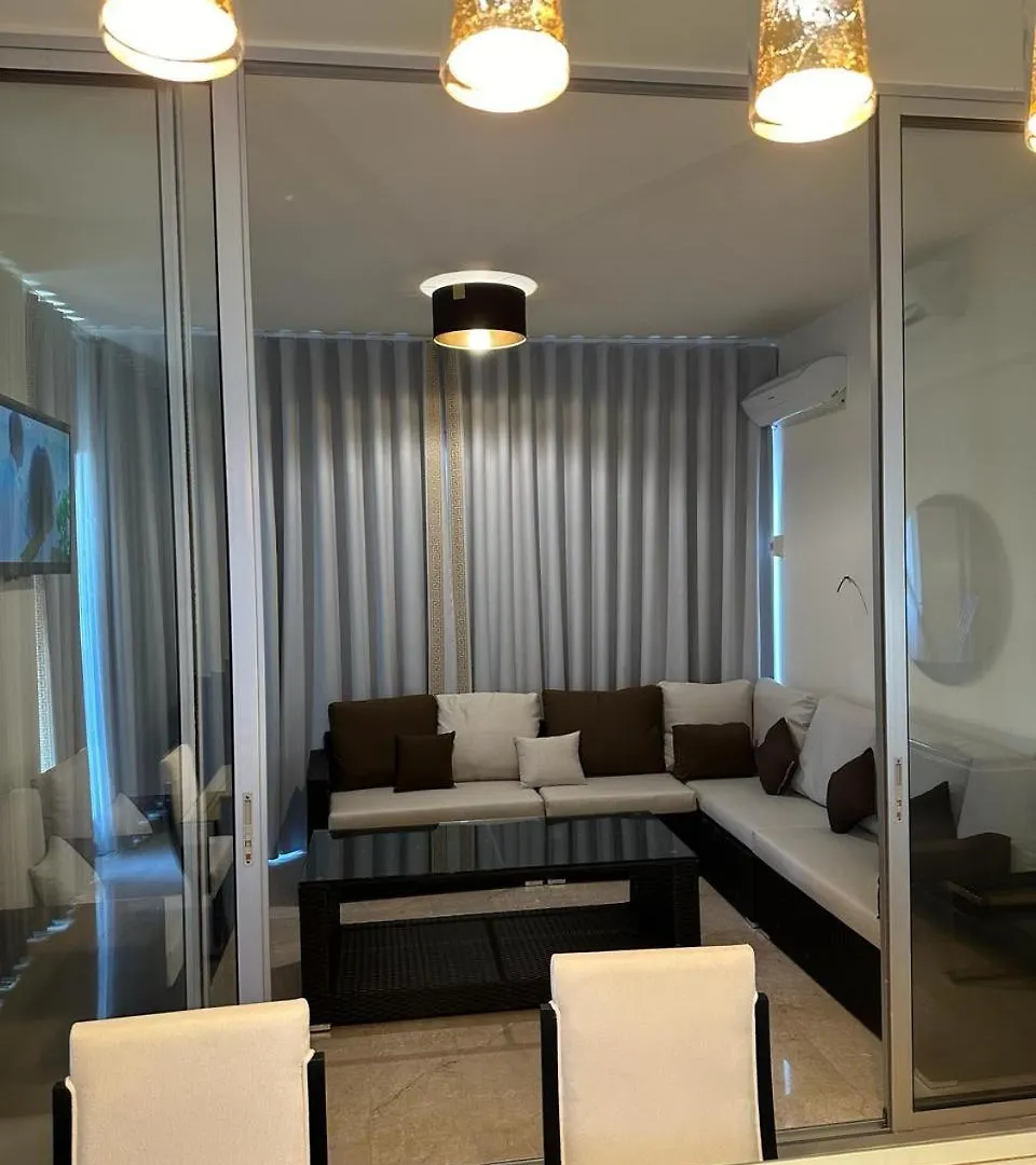 Versace Home Luxury 3Br Apt-Hamra Beirut Appartamento