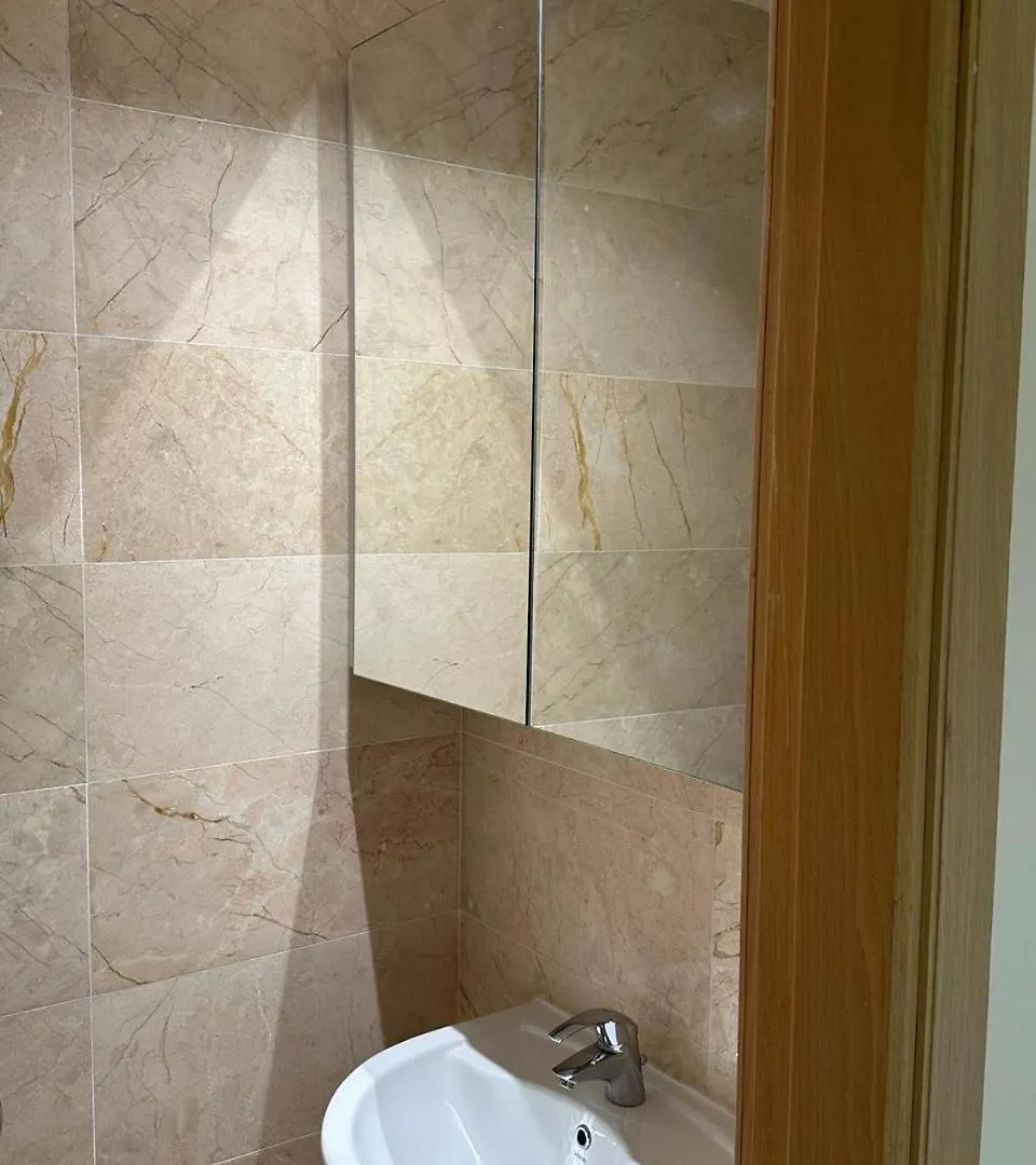 Appartamento Versace Home Luxury 3Br Apt-Hamra Beirut Libano